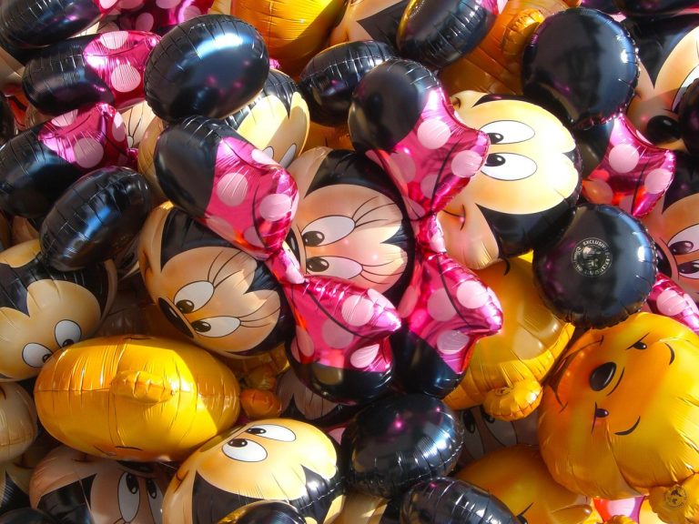 Ghid scurt pentru accesul in Disneyland Paris fara batai de cap